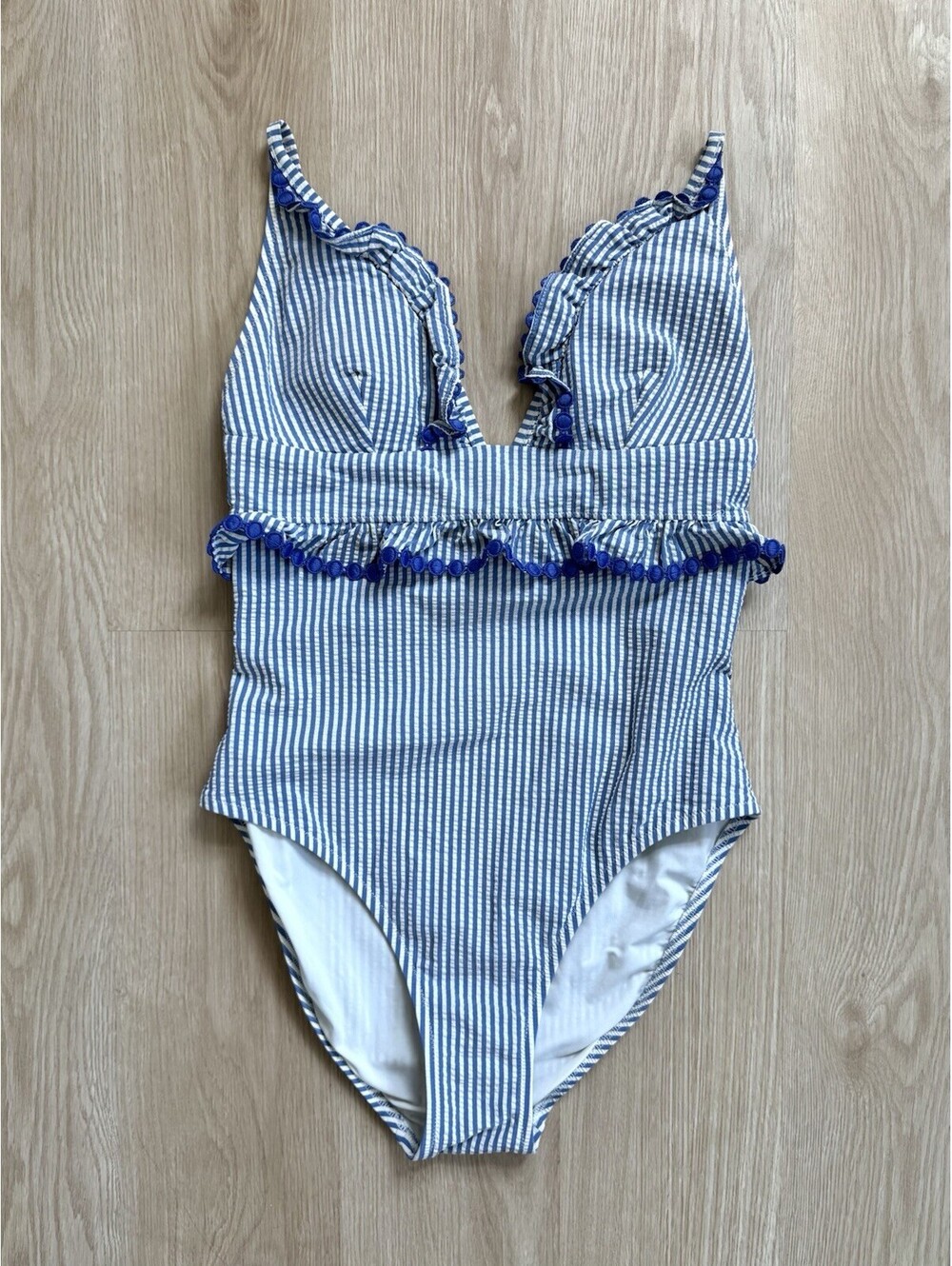 J.Crew Seersucker One Piece Swimsuit Blue White Stripe Ruffle Trim Women’s Sz 2